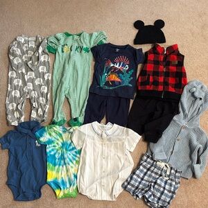 Bundle of Carter's Baby Clothing Set - Gray, Green, Navy